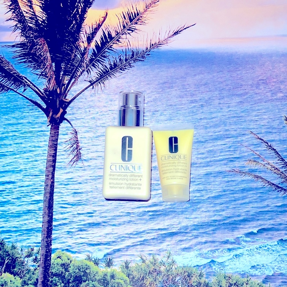Clinique dramatically different moisturizing lotion with free mini lotion gift